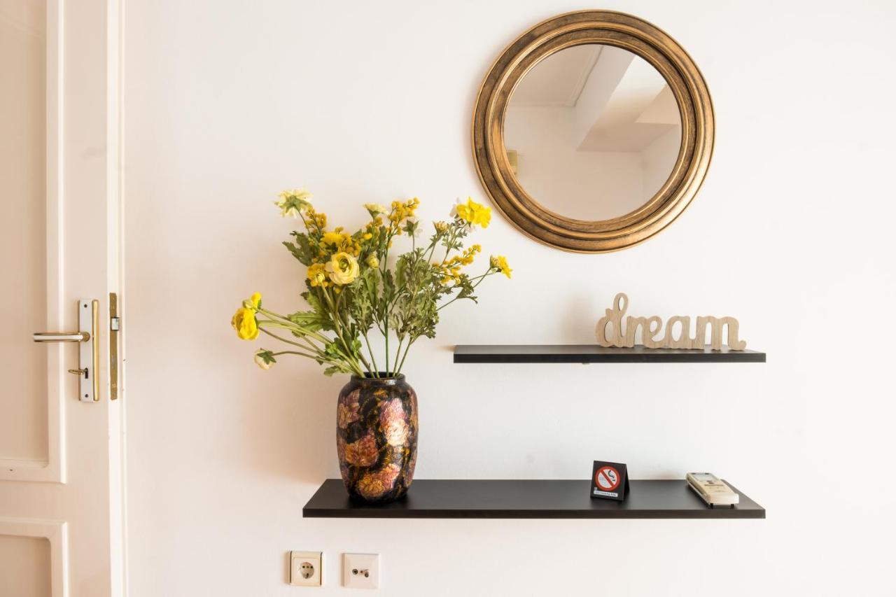 The Home Sweet Home - Family Friendly 2 Floor Apartment Kalamata Exterior foto
